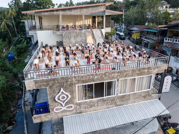 Big airconditioned studio and 2 rooftop shalas